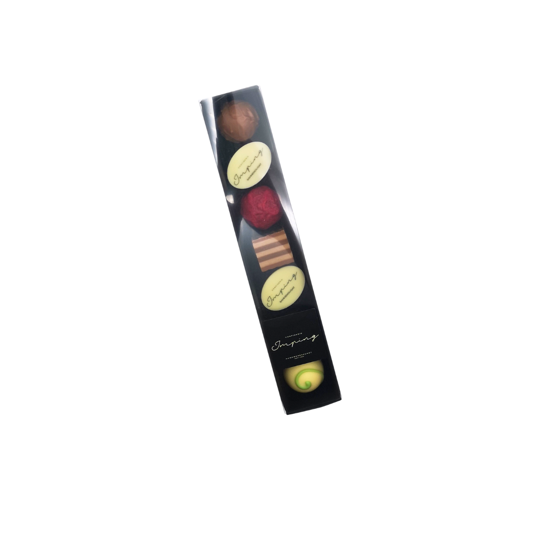 7er Pralinenstange mit zwei Motivpralinen